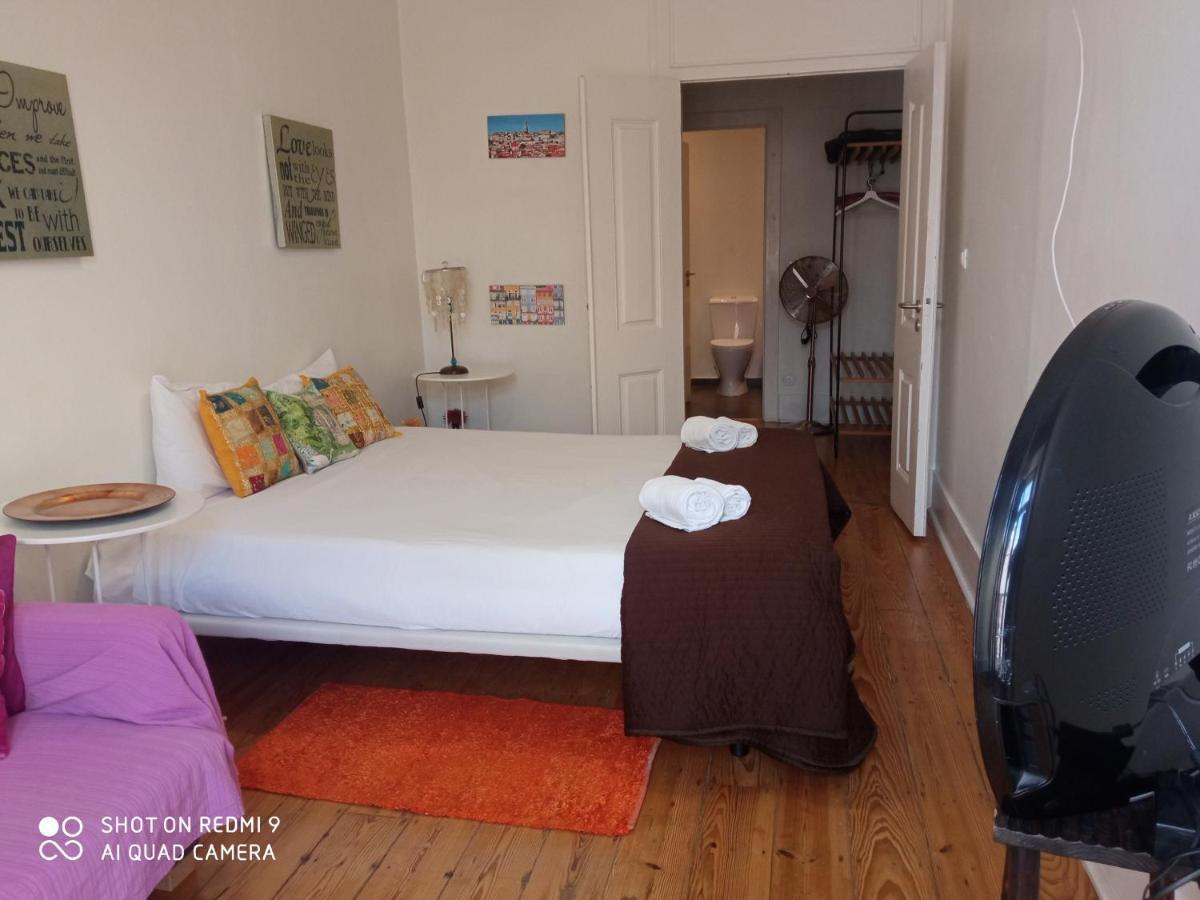 Chiado Happy Rooms ลิสบอน ภายนอก รูปภาพ