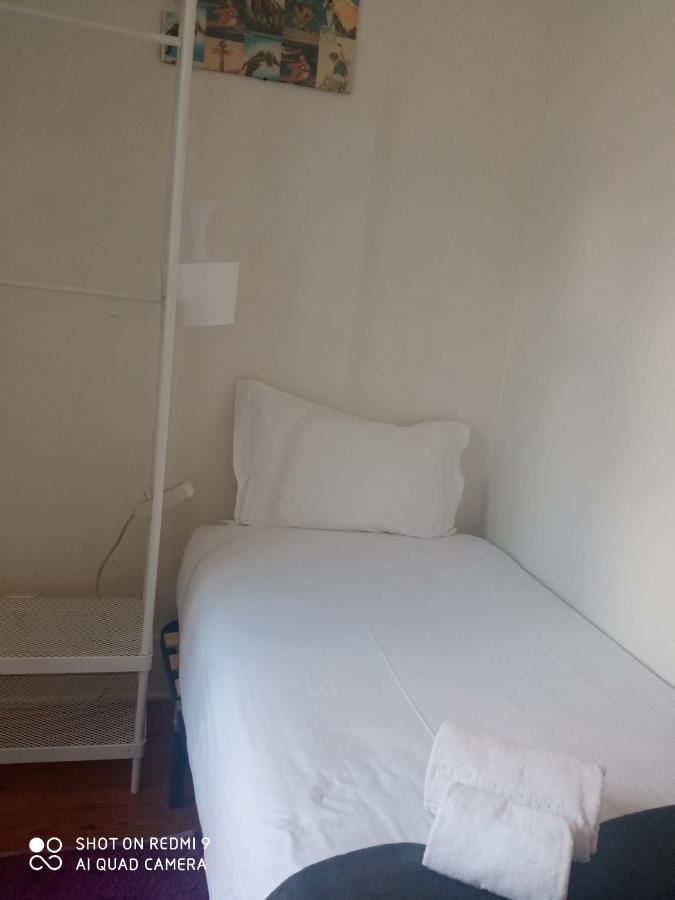 Chiado Happy Rooms ลิสบอน ภายนอก รูปภาพ